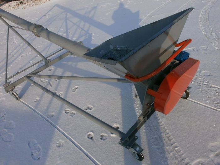 Mobile Auger