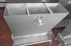 Controlled Pig Feed Trough