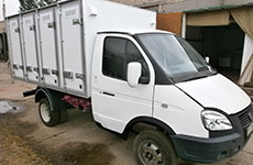 4-х дверный хлебный фургон вместимостью 96 лотков на шасси автомобиля ГАЗ 3302 (Газель)
