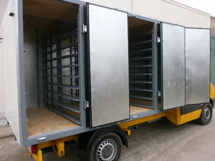 insulated Bakery Delivery Van Box Body based on Mercedes Sprinter 313 light truck frame