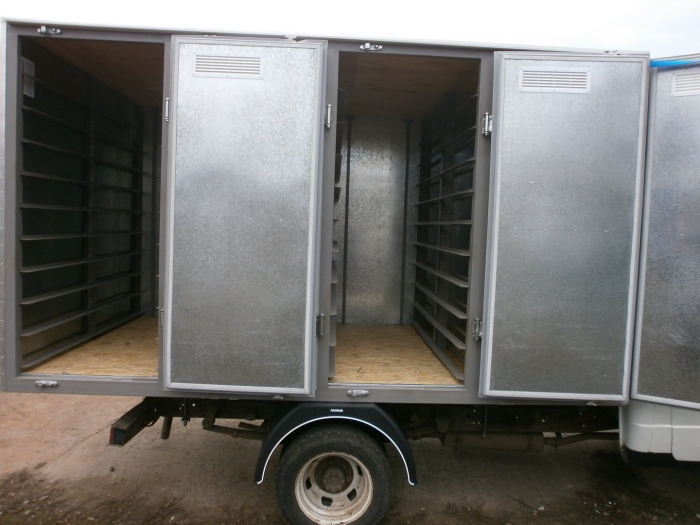 Insulated Bakery Delivery Van with holding capacity of 120 bakery cases (4-door box) based on GAZ 3302 light truck frame