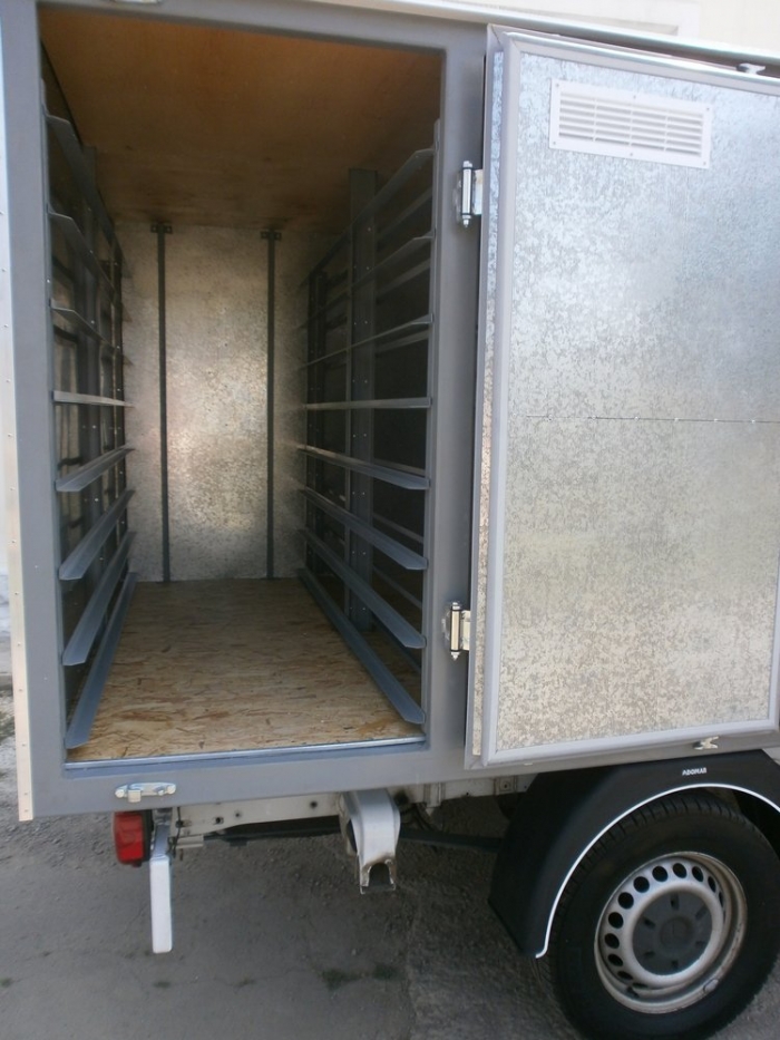 insulated Bakery Delivery Van with holding capacity of 120 bakery cases (4-door box) based on Mercedes Sprinter 313 light truck frame