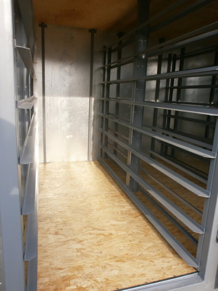 Изготовлен очередной экземпляр хлебного фургона в 4-х дверном исполнении вместимостью 96 лотков