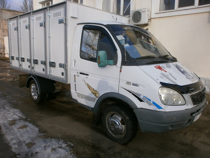 Produced another another 4-door Bakery Delivery Van with holding capacity of 96 bakery cases