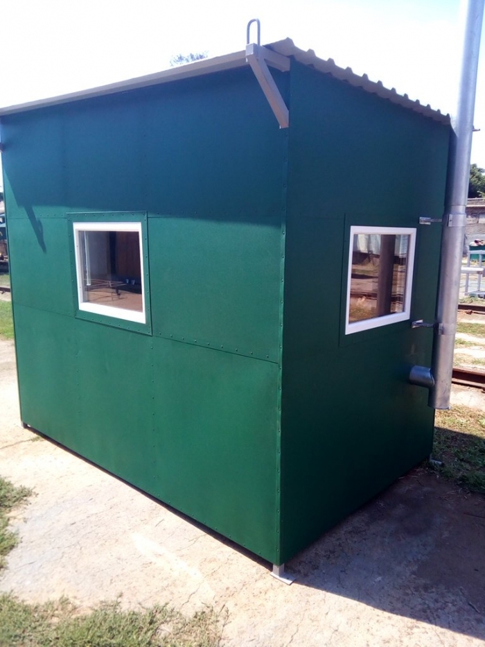Mobile module (metal) lodge for accommodation of protection or other staff