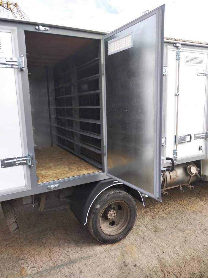 Изготовлен очередной 4-х дверный хлебный фургон вместимостью 96 лотков, на базе автошасси ГАЗ 3302